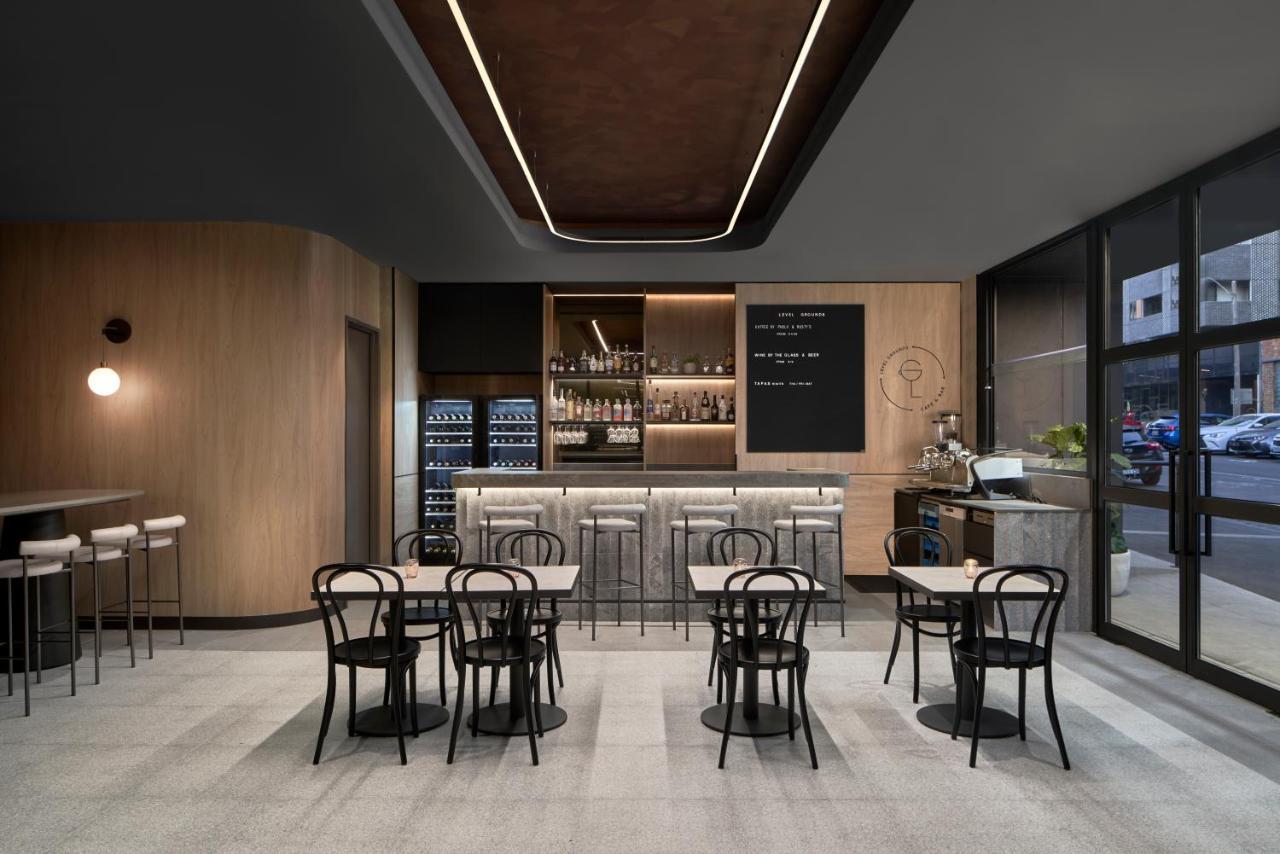 Courtyard By Marriott Melbourne Flagstaff Gardens Hotel Eksteriør billede