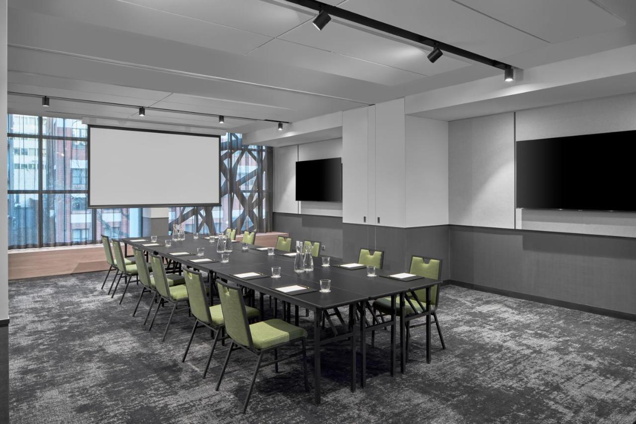 Courtyard By Marriott Melbourne Flagstaff Gardens Hotel Eksteriør billede