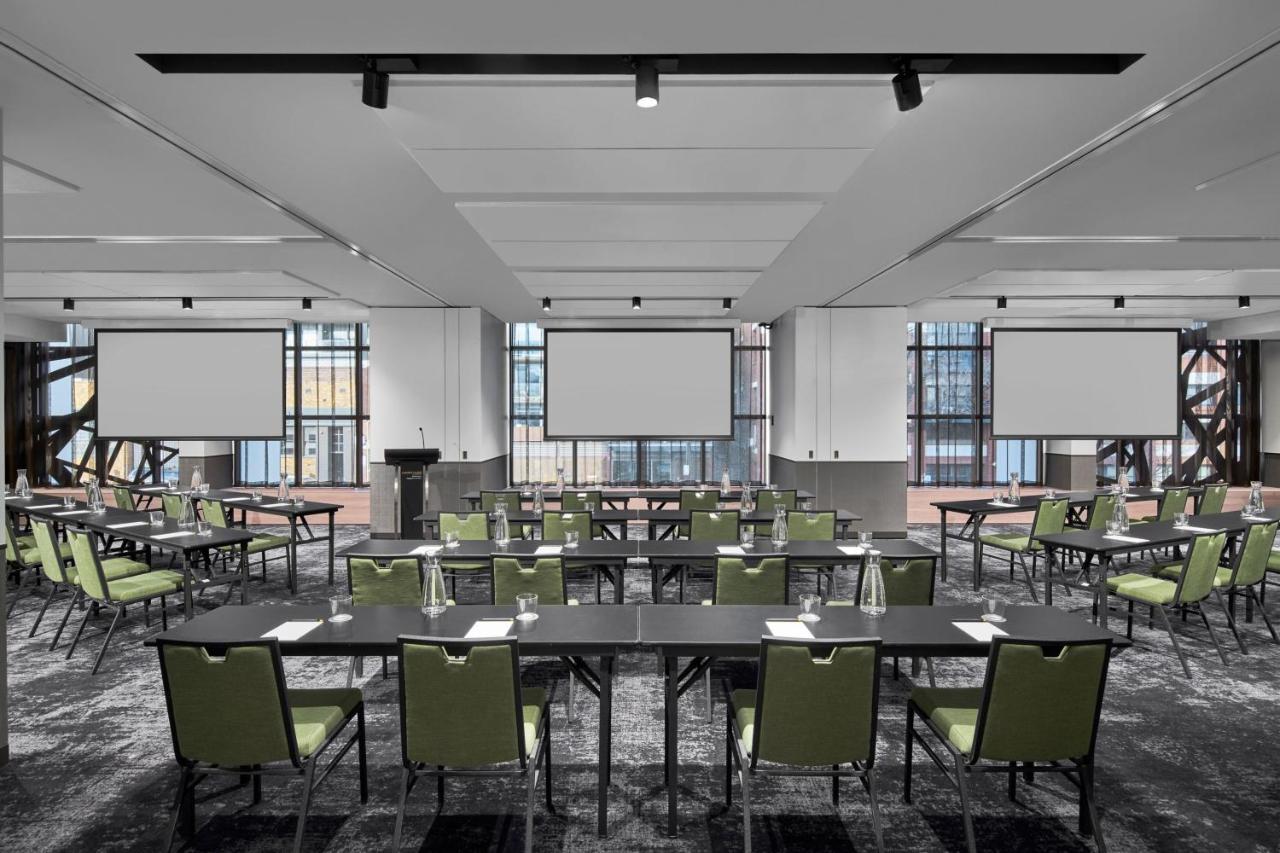 Courtyard By Marriott Melbourne Flagstaff Gardens Hotel Eksteriør billede