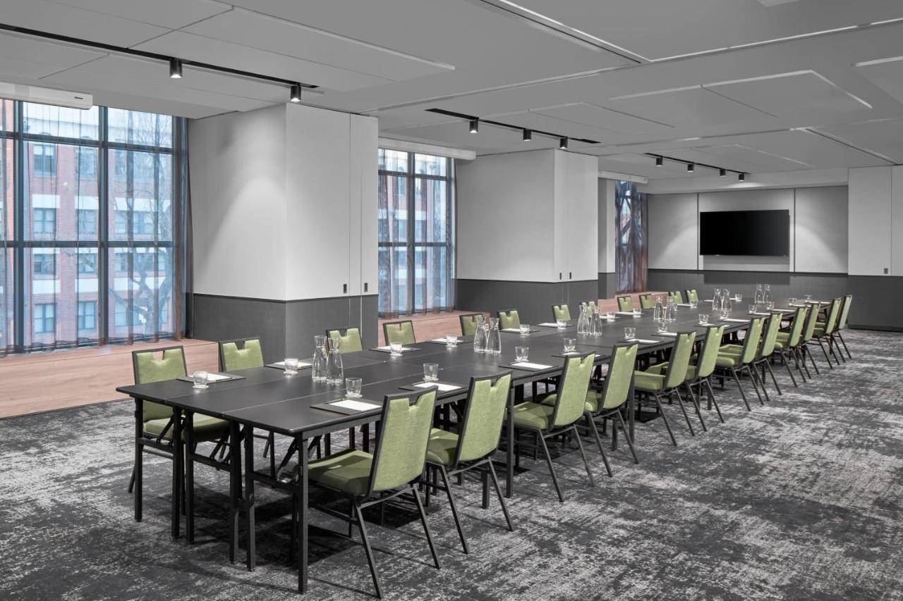 Courtyard By Marriott Melbourne Flagstaff Gardens Hotel Eksteriør billede