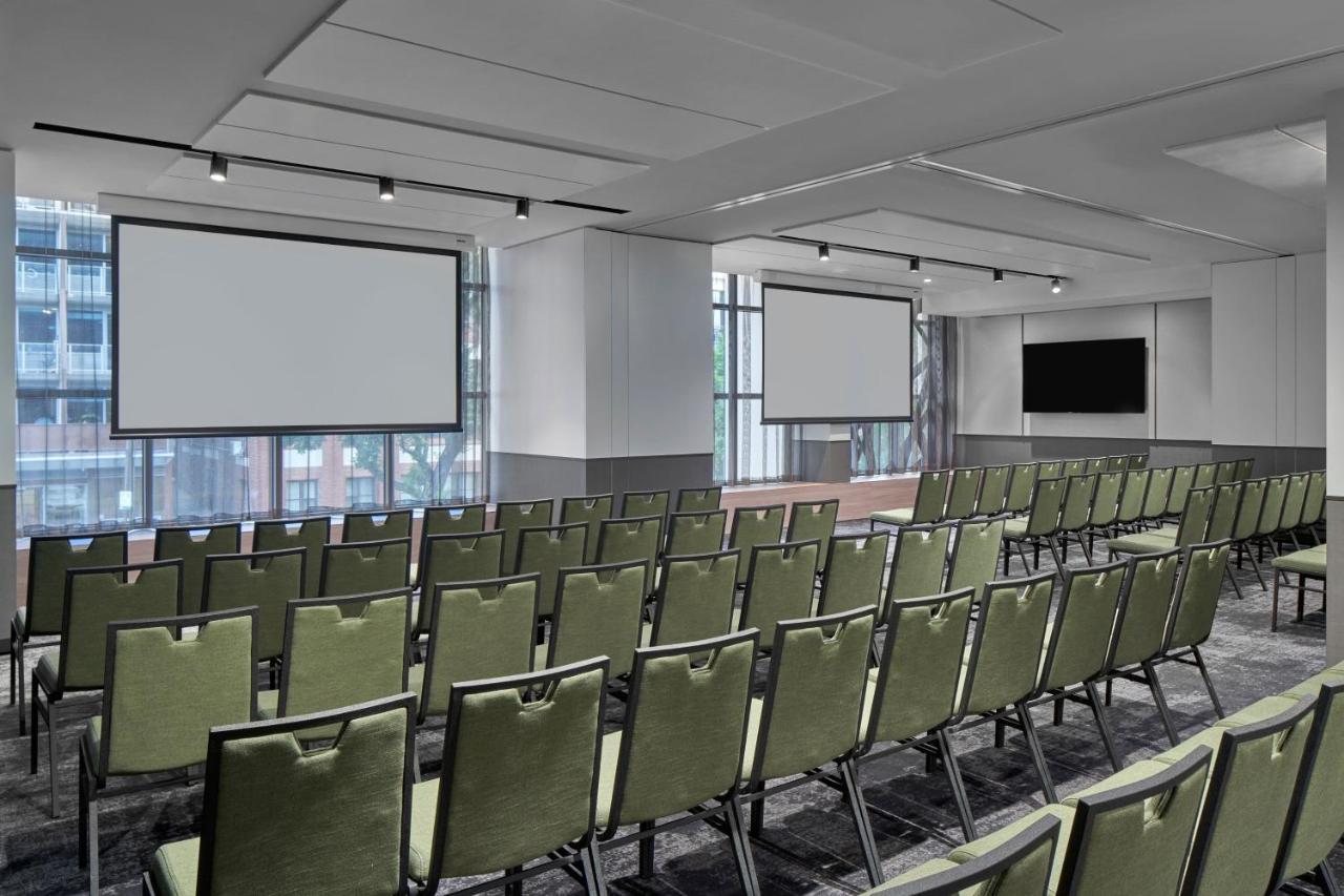 Courtyard By Marriott Melbourne Flagstaff Gardens Hotel Eksteriør billede